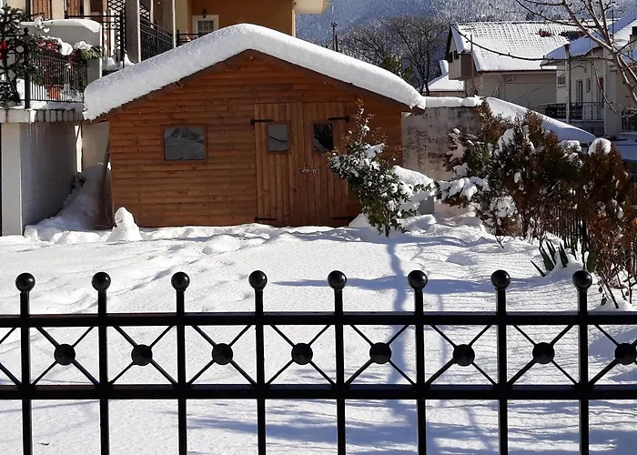 Ageri Gasthof Karpenísion